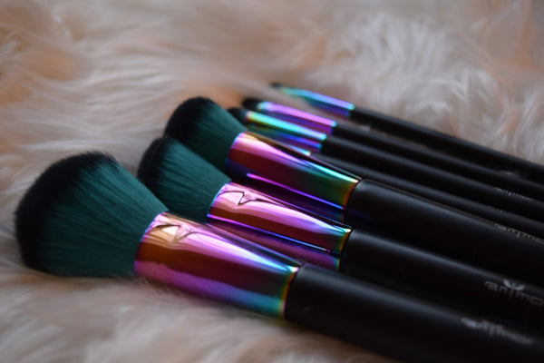 Prismatic Rainbow Makeup Brushes - 7 Piece Set