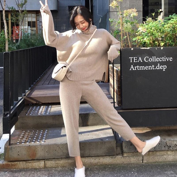 Paula - 2 Piece Knitted Turtle Neck Top & Pants Set