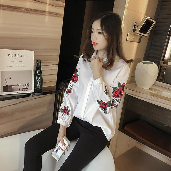 Ada - Floral Embroidered Long Sleeve Blouse