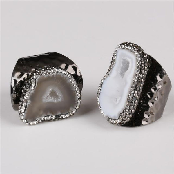 Amaris - Retro Cut Stone Ring