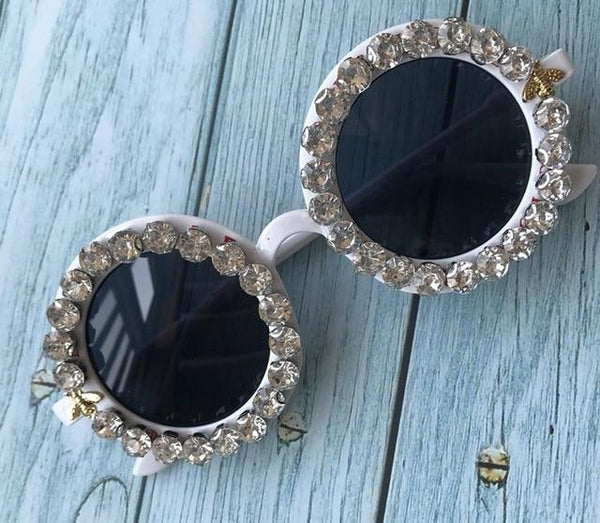 Florita - Thick Decorative Frame Sunglasses